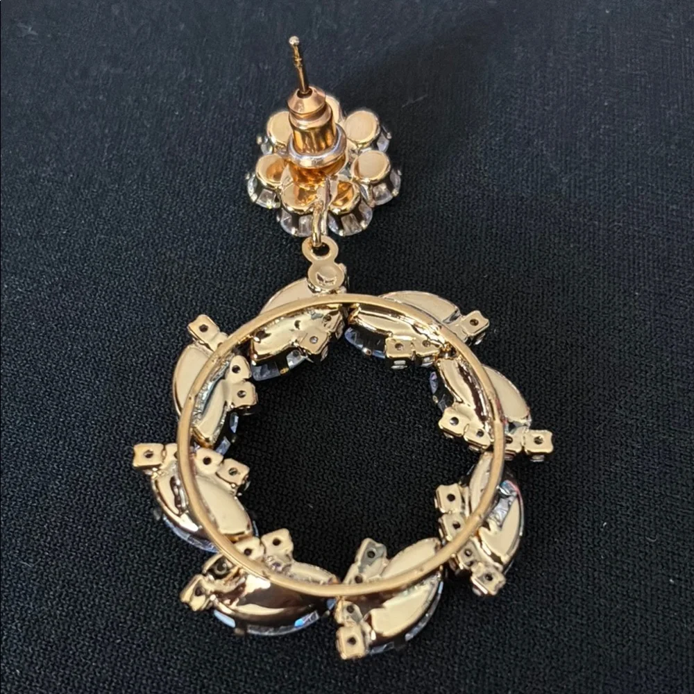 Elegant Gold and Clear Crystal Earrings